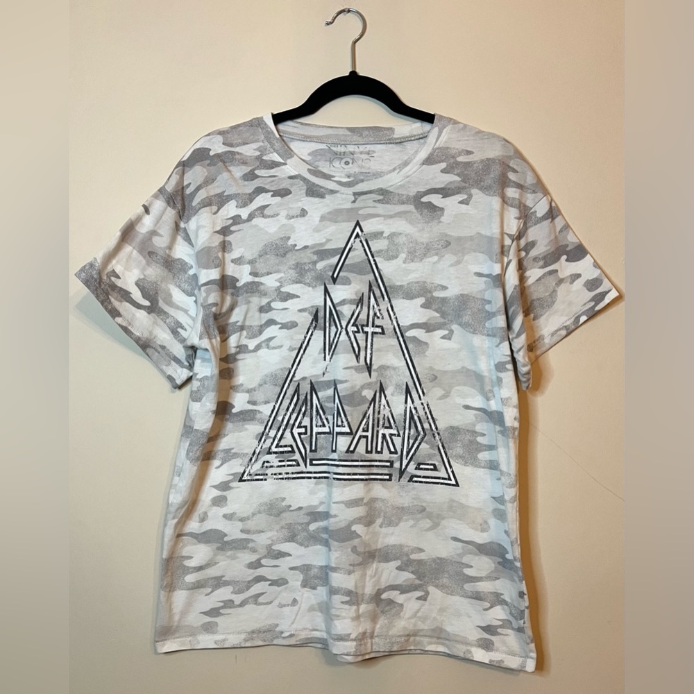 Def Leppard T-shirt
